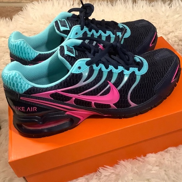 Nike Shoes - Nike Air Max (2-Day Sale) Free 2PK Socks